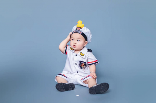 定西宝宝老摇头怎么回事 定西宝宝老摇头怎么回事